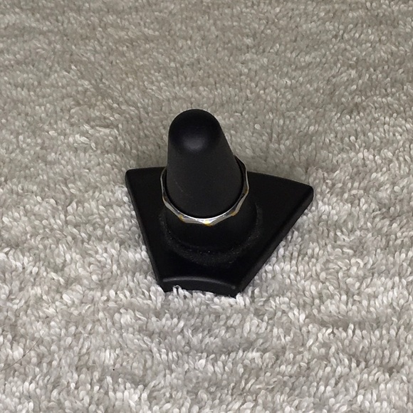 Celine Platinum and Yellow Gold Band Ring (size 7.25) - Picture 3 of 7